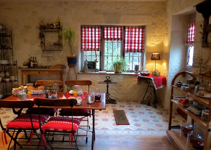 לינה וארוחת בוקר Demeure D'hotes L'hermitage 3*