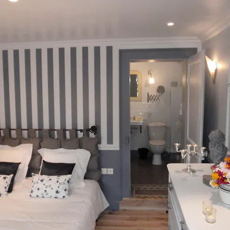 Demeure D'hotes L'hermitage 3*