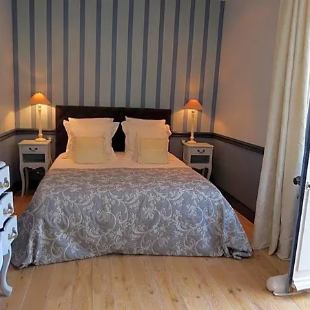 Demeure D'hotes L'hermitage Bed & Breakfast